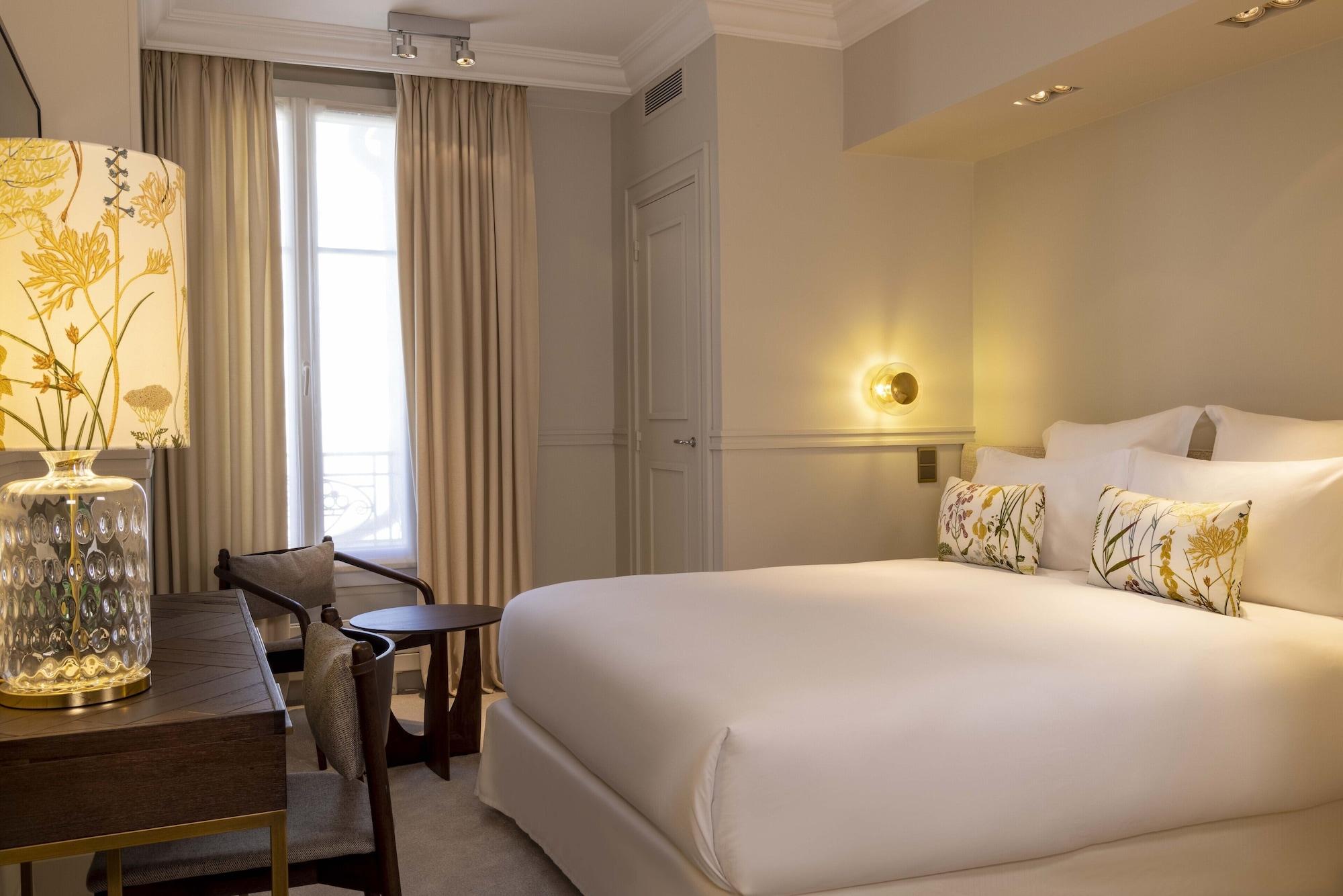 Hotel De Banville Paris Exterior photo