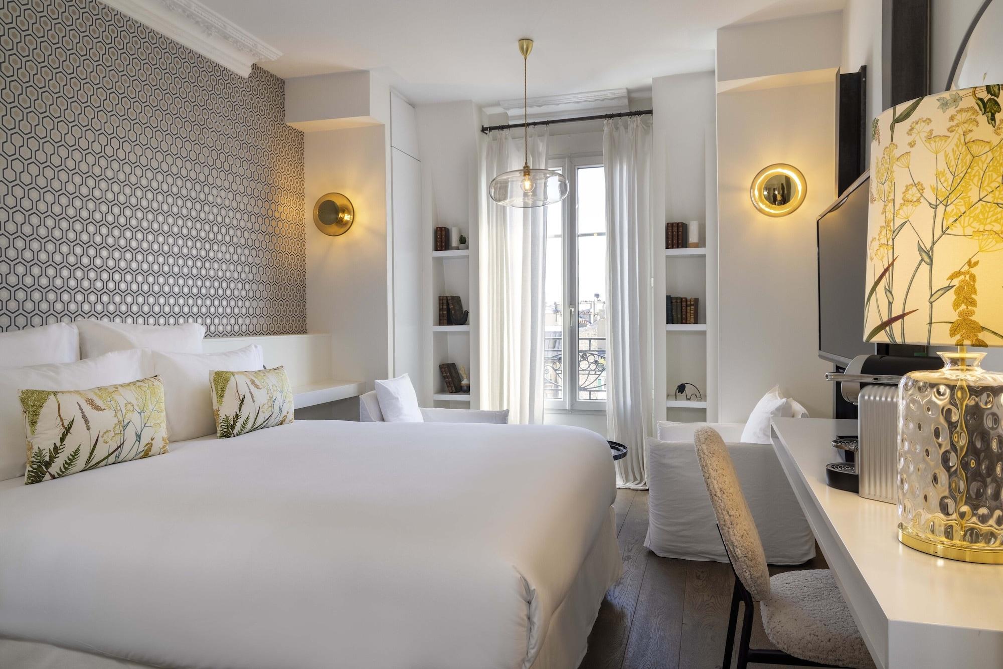 Hotel De Banville Paris Exterior photo