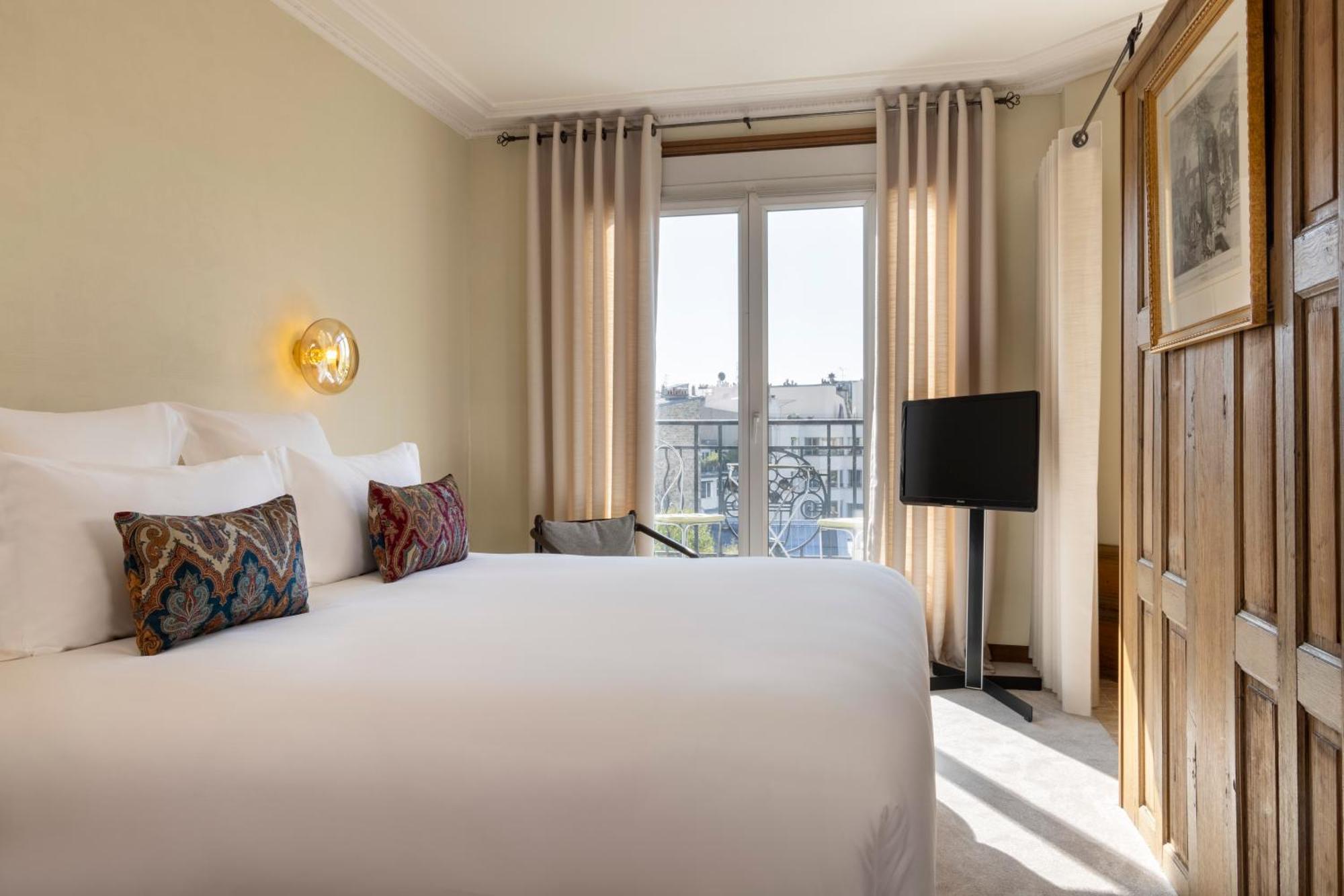 Hotel De Banville Paris Exterior photo
